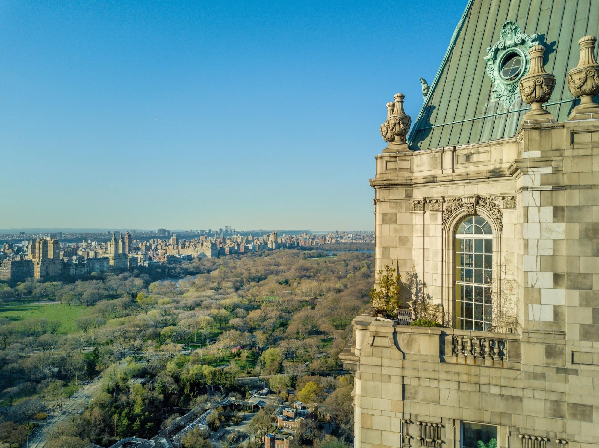 더 피어, A 타지 호텔 뉴욕 외부 사진 View of Central Park from the top of the Dakota