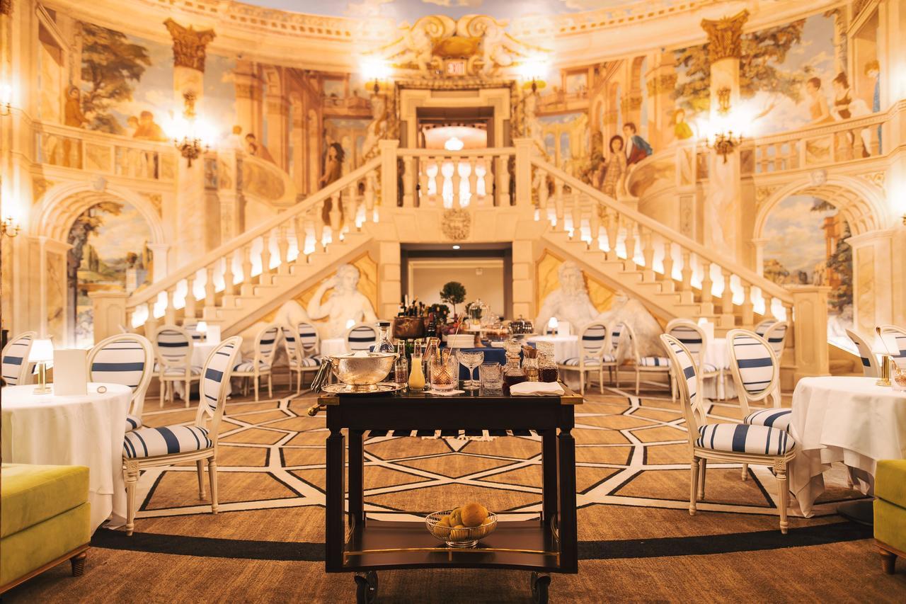 더 피어, A 타지 호텔 뉴욕 외부 사진 The interior of the hotel