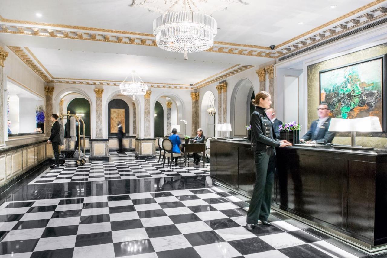 더 피어, A 타지 호텔 뉴욕 외부 사진 The lobby of the hotel